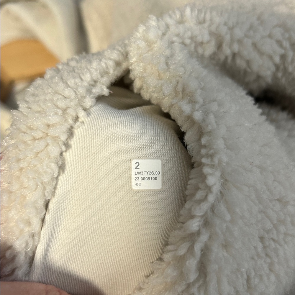 Lululemon Textured Fleece Embroidered Logo Minimalist Hoodie - Picture 6 of 12